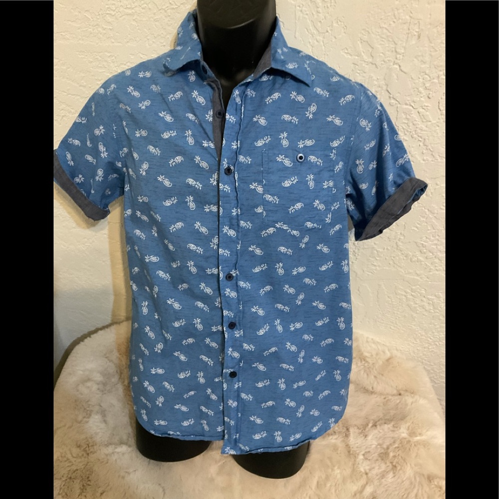 Eighty eight shirt pineapple design
